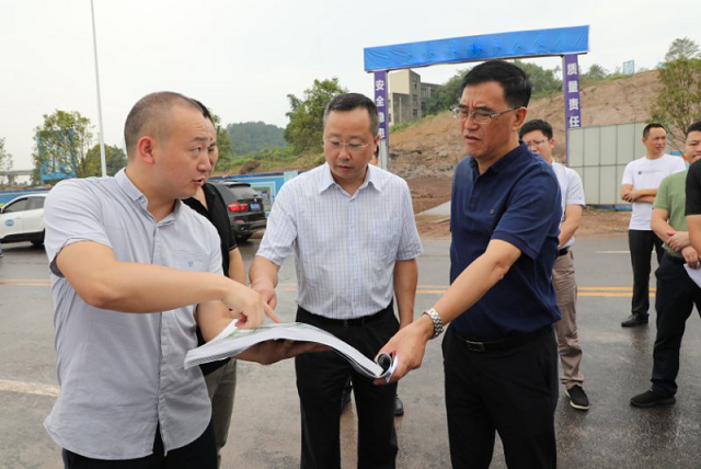 達(dá)州市委副書記、市長郭亨孝深入中國供銷西南冷鏈物流達(dá)州基地調(diào)研